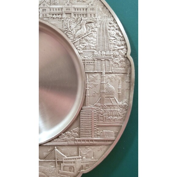 Vintage Royal Selangor Pewter Malaysia Hanging Charger Plate 8" Diameter - Picture 5 of 8